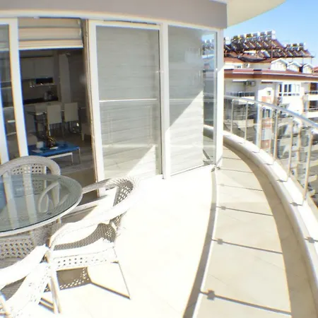 Vesta Garden Luxury Apartamento
